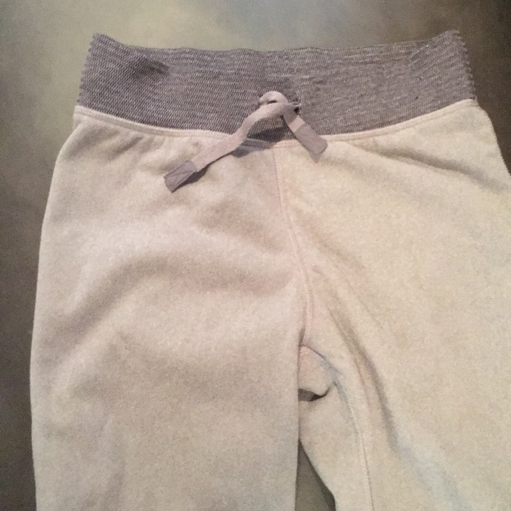 EUC Ivivva gray sweatpants/joggers size 10